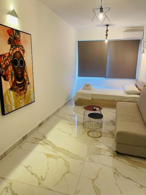 Luxury No4 Apartment In Ladadika Tesalonika Bagian luar foto